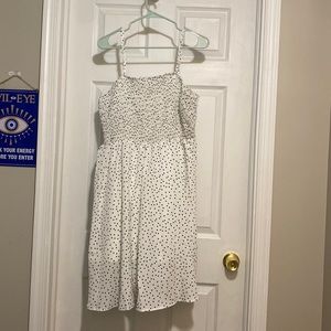 I’m selling a spaghetti strap polka dot dress